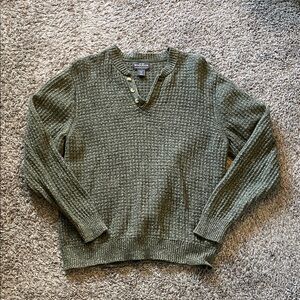 Woolrich Olive V-Neck Sweater